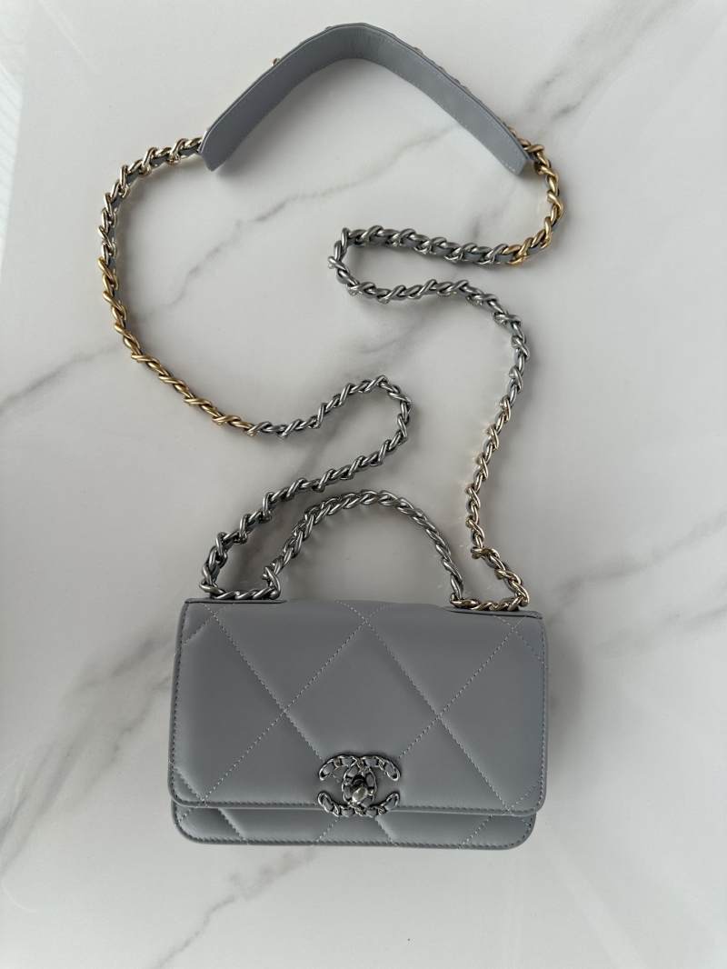 Chanel 19 Bags